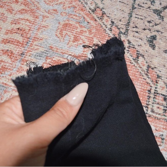 SOLD ON IG @ vividthrifts__ ❤️‍🔥❤️‍🔥❤️‍🔥 - Picture 5 of 10